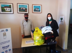 Centro da Fundação CASA realiza doação de roupas para Fundo Social de Cerqueira César