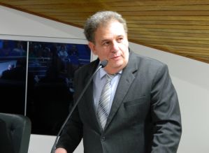 Estati pede tubulação para erosão do Jardim Europa