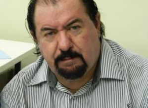 Por que ele ainda não voltou para a Cadeia?