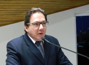 Toninho pede providências para melhorias do Bairro Costa Azul – Avaré