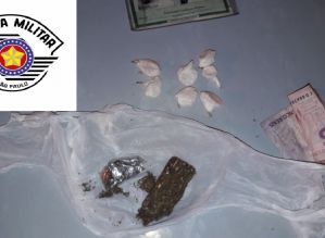 PM flagra “menor de idade” vendendo drogas