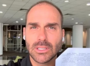Quando Eduardo Bolsonaro, o covardão, ameaçou fechar o STF