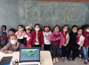 Professores utilizam tecnologia para despertar interesse pelo folclore