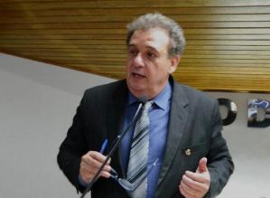 Estati denuncia vazamento de esgoto no Lago do Horto Florestal de Avaré