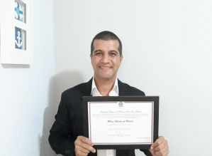 Subtenente Wilson de Avaré recebe diploma do TRE