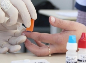 Unidades oferecem teste gratuito de HIV, sífilis e hepatite viral