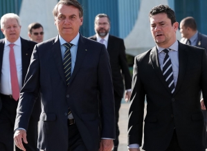 Em depoimento, Bolsonaro admite que pediu troca na PF e diz que Moro condicionou a vaga no Supremo
