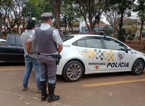 Polícia Rodoviária prende suspeito de matar vizinho a tiros em rodovia 