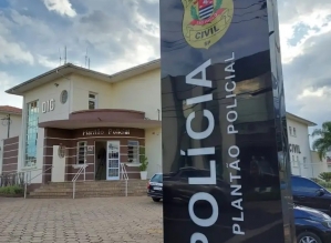 Polícia Civil intensifica buscas por falsa advogada com prisão preventiva decretada