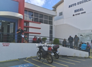 Sincomerciários recebe mais de 100 candidatos para preencher vagas de emprego em Usina