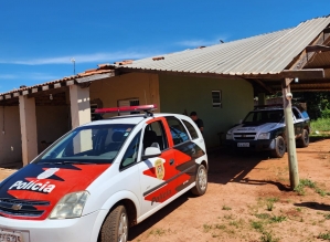 Polícia Civil resgata dezenas de animais vítimas de maus-tratos e prende mulher em flagrante