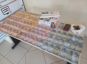 PM prende mulher que traficava pela Vila Martins em Avaré