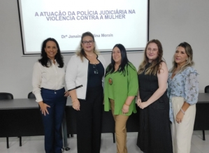  Delegada da DDM ministra palestra na OAB sobre o combate à violência contra a mulher
