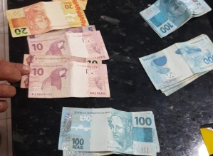 Polícia Civil prende homem em flagrante por extorsão