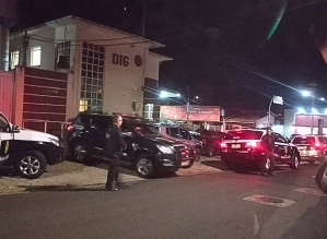 Polícia Civil deflagra operação contra o tráfico de drogas e prende oito pessoas