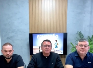 Prefeito Roberto de Araújo se pronuncia sobre a troca da empresa de merenda escolar: 