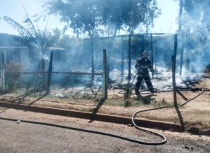 Homem é preso suspeito de agredir vizinho e atear fogo em casa em Avaré