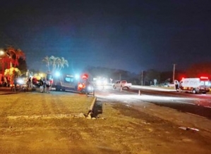 Acidente deixa 5 pessoas feridas na entrada do Bairro Costa Azul em Avaré