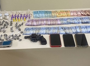Mãe e filho são presos por tráfico de drogas em Avaré