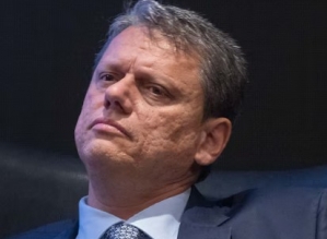 Três fatores que explicam por que Tarcísio não quer deixar o governo para tentar o Planalto em 2026