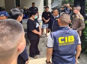 Mulher é presa por chantagear monges budistas após relações sexuais