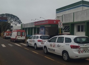 Motociclista perde controle da direção e bate em canteiro na rodovia SP-245 entre Arandu e Avaré