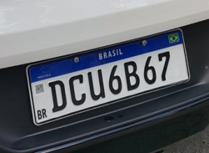 Nova lei das placas entra em vigor e gera fake news na internet