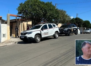 Homem é encontrado morto a facadas dentro de casa após suspeito fugir e contar ao advogado