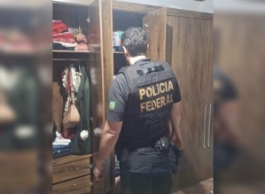 PF prende homem em flagrante com conteúdo de pornografia infantil em Boituva