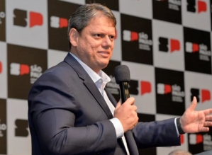 Tarcísio acredita que governo Lula terá candidato forte em SP para o Senado em 2026;veja quem é
