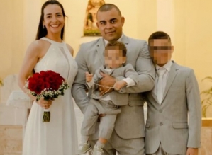 Adolescente que matou pais e irmão se inspirou em jogo de terror da internet, diz polícia