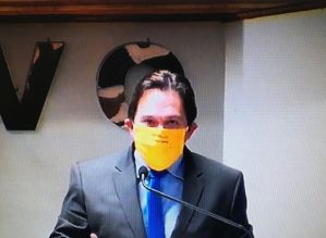 Vereador fala de pintura de postes, defende pastores e pede mais seriedade a Jô Silvestre