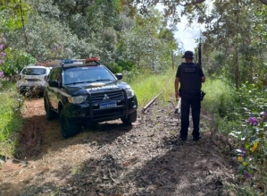 Polícia prende grupo suspeito de furtar quase 1 km de trilhos de linha férrea em Itatinga