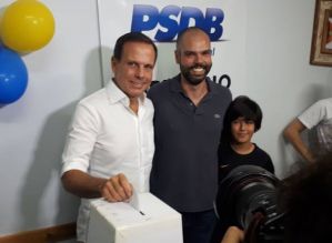 Doria vence prévia do PSDB e disputará governo de SP