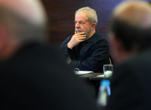 Juiz aponta “real e iminente” probabilidade de prisão de Lula