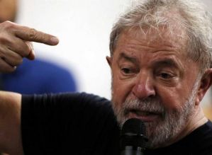 A vida de Lula no cárcere