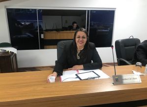 “Pintura de postes e gasto com festa poderiam reformar creche em Avaré”, diz vereadora