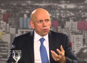 A ave de Minerva e o ibope II