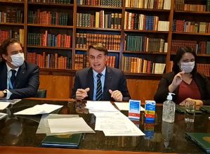 Governos de Mato Grosso, Rondônia e Santa Catarina seguem Bolsonaro e reabrem comércio