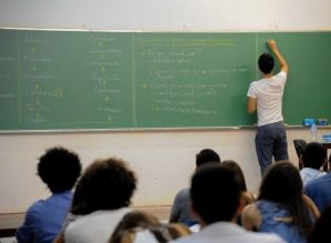 Representantes dos professores de Avaré querem reunião com prefeito