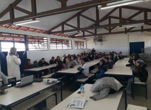 Psicólogos ministram palestra sobre bullying na Escola “Celso Ferreira’’