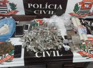 Polícia Civil prende três em Fartura com mais um 1 Kg de drogas