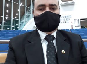Zandoná pede que seja reavaliado horário do comércio