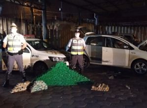 Motorista é preso com tabletes de maconha em veículo na Rodovia Castello Branco