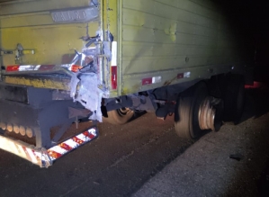 Motorista morre em acidente entre caminhonete e caminhão na Castello Branco em Bofete