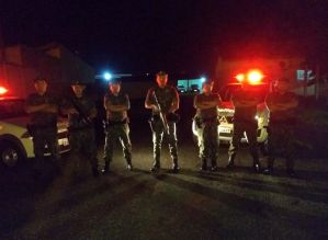Polícia Ambiental prende homem com arma de fogo e entorpecentes na região rural de Itatinga