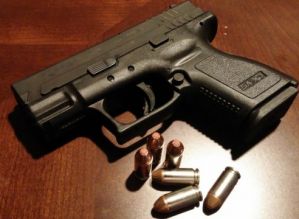 Sob pressão do Congresso, Bolsonaro revoga decretos que flexibilizaram uso de armas