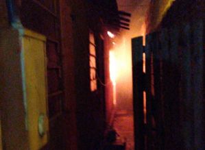 Caso Emanuelle: Casa onde morava suspeito de matar menina com 13 facadas pega fogo em Chavantes