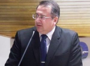 Roberto Araujo diz que PT não faz parte da base de Jô Silvestre