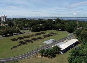 Juiz condena militares por esquema com desvio de alimentos e prostitutas